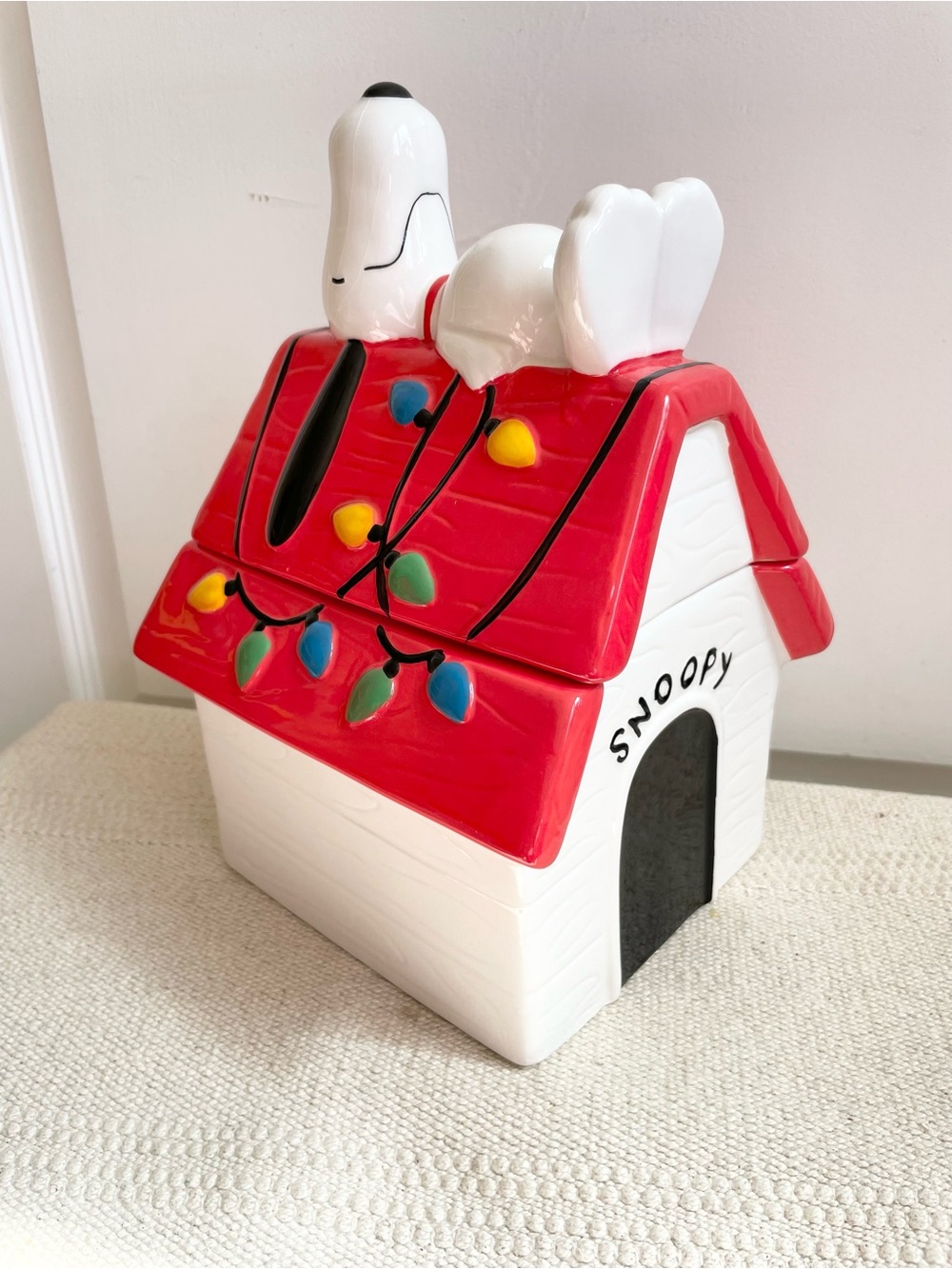 Peanuts Cookie Jar Snoopy Christmas 2020